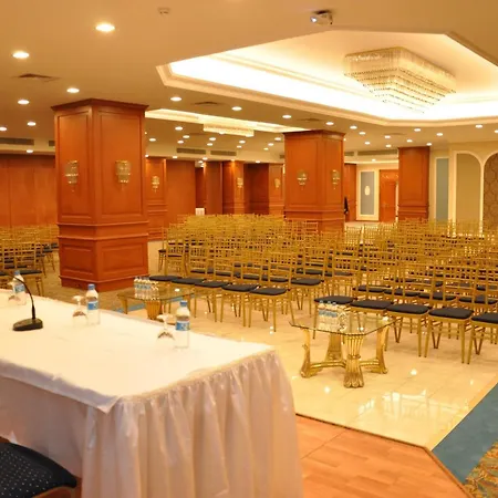 伊斯坦布尔阿克根酒店 5*